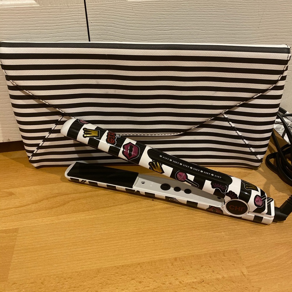 CHI flat iron